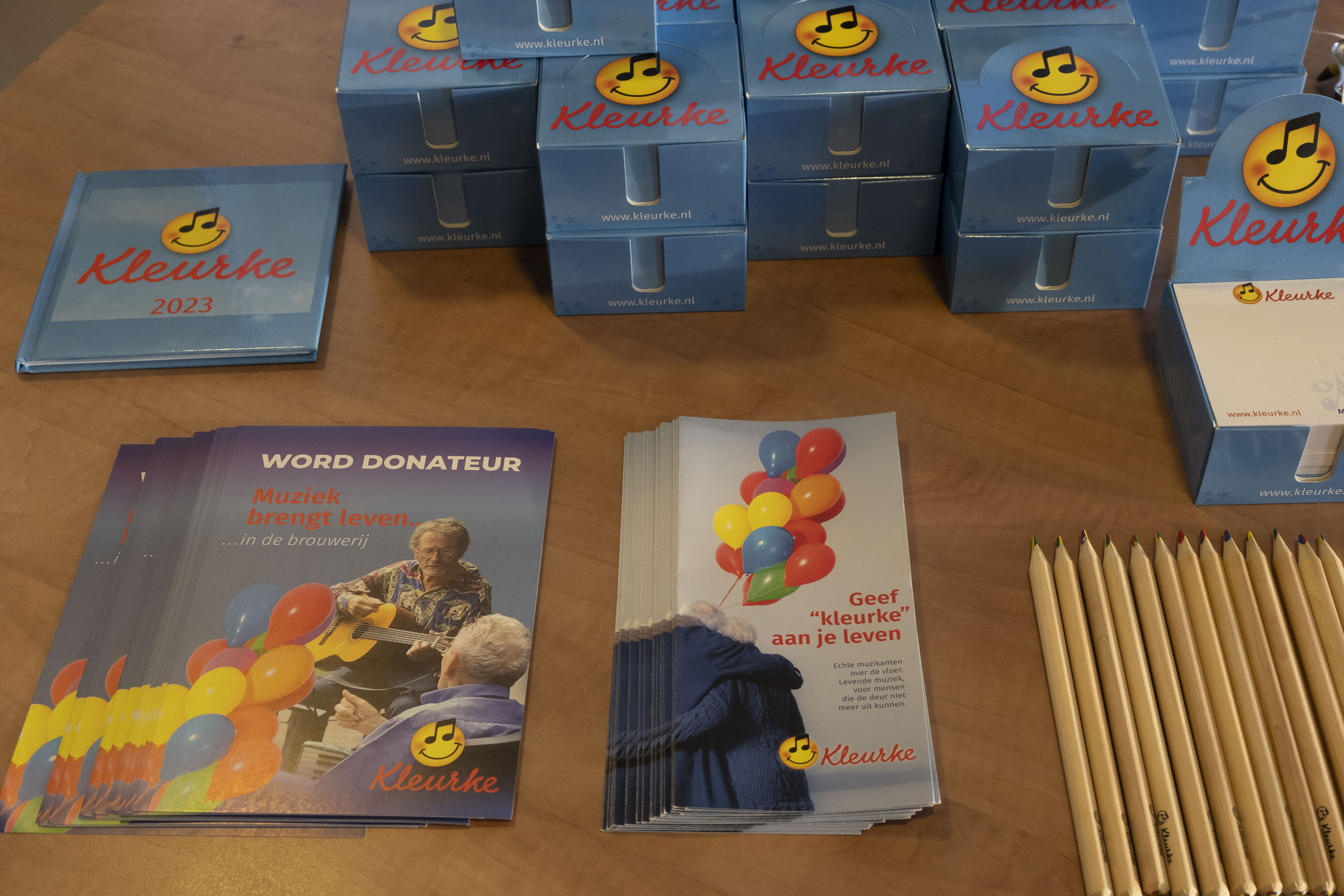 Flyers en blocknotes Kleurke